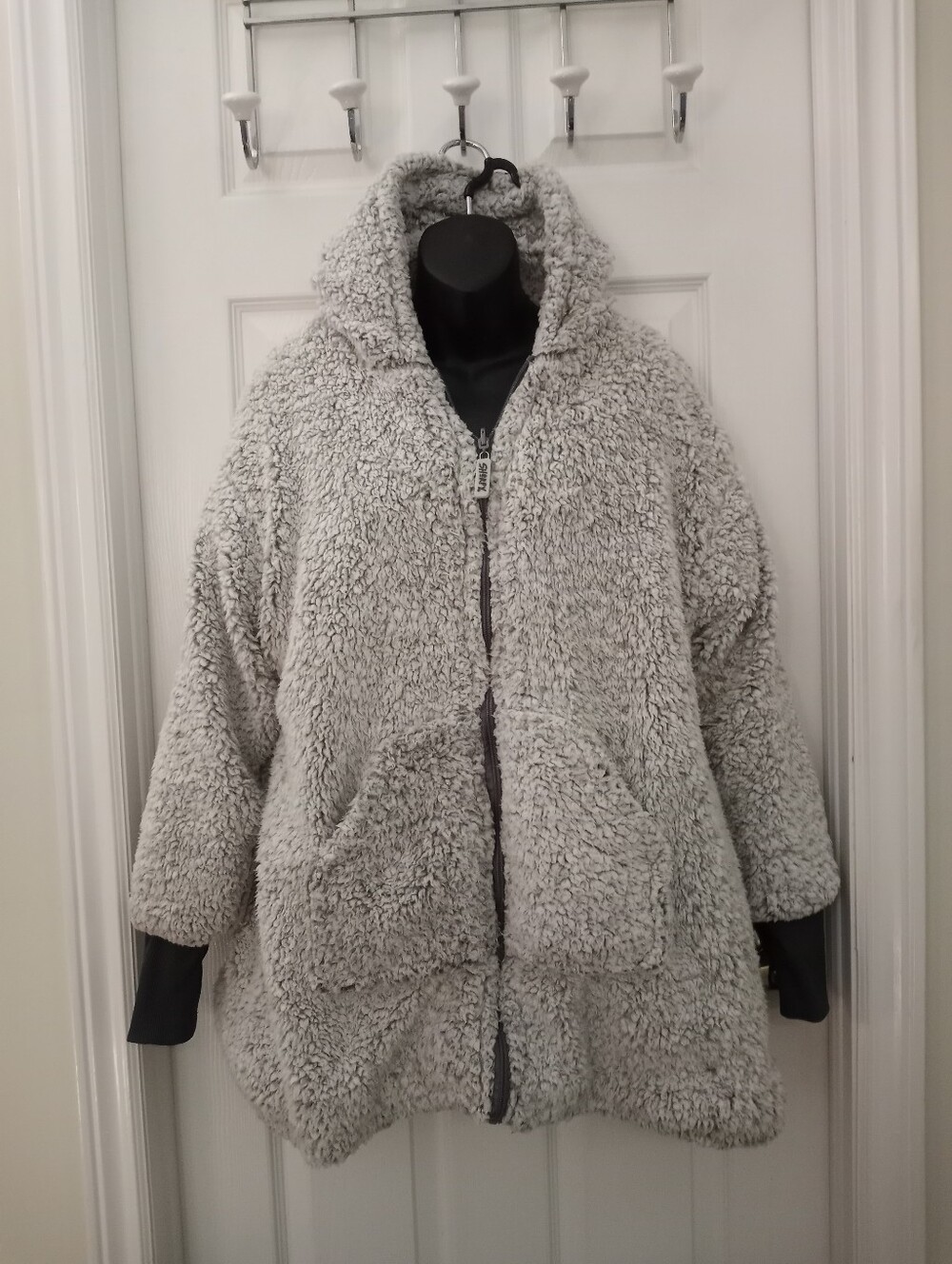 SHERPY Hooded Sherpa Jacket